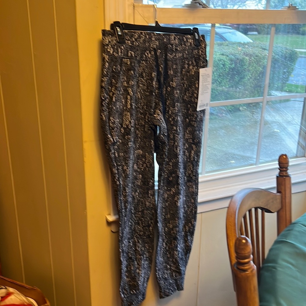 Rule pants lululemenon